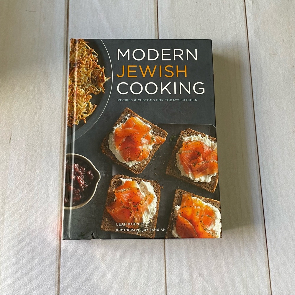 Modern Jewish Cooking: Recipes & Customs for Today's Kitchen